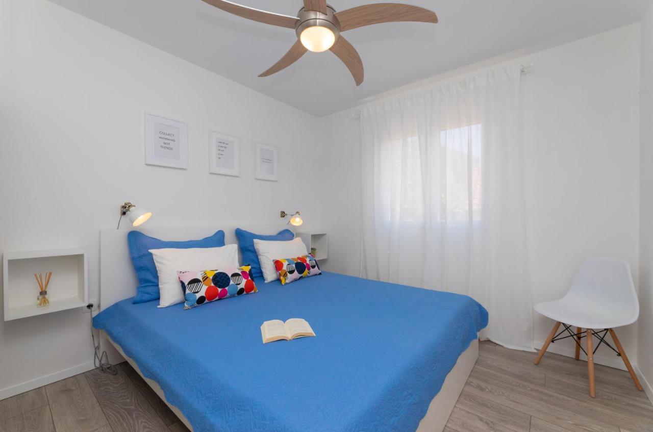 Two Flowers Luxury Apartment Supetar Ngoại thất bức ảnh