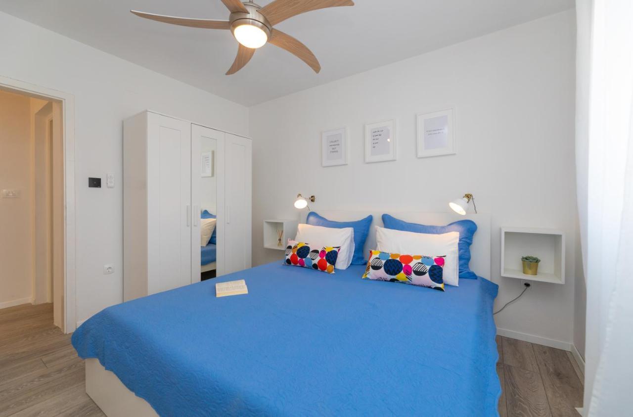Two Flowers Luxury Apartment Supetar Ngoại thất bức ảnh